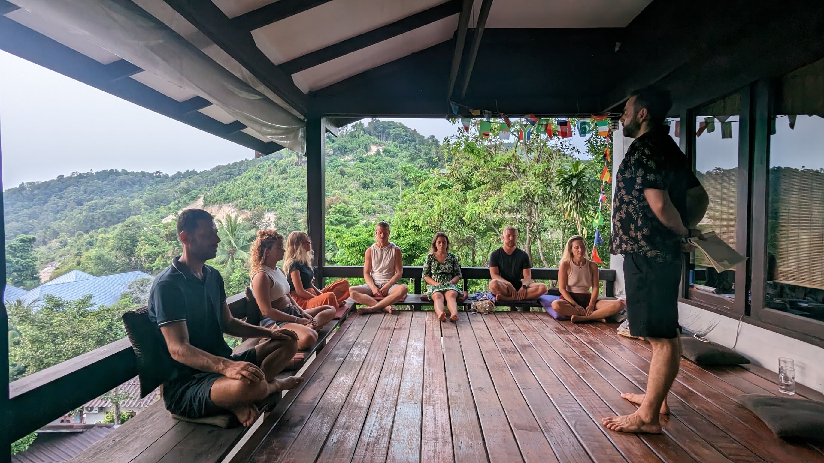 Barak leading a live Mind Artists workshop, a small group sitting together in a circle.